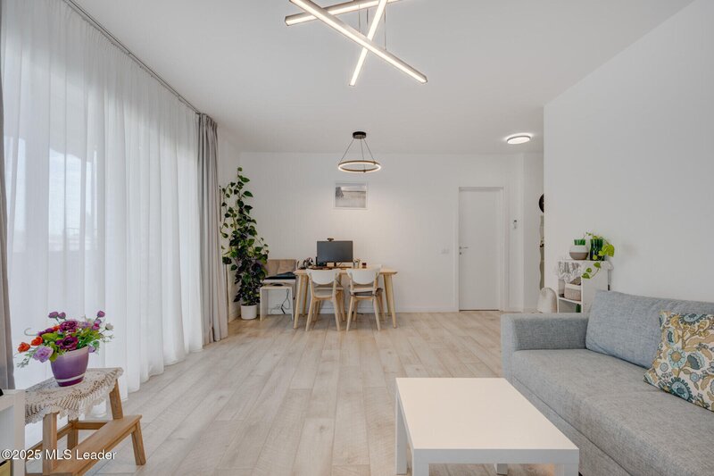 Arbo Mogosoaia, inchiriere apartament 2 camere, utilat si mobilat.