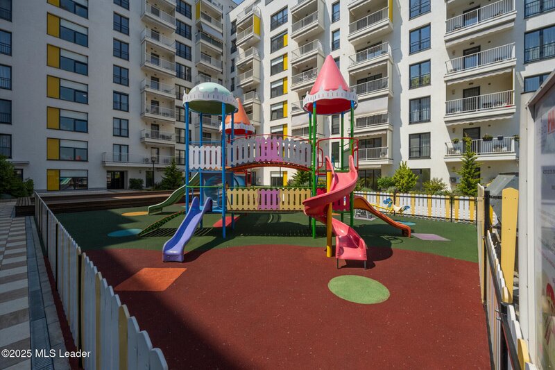 Arbo Mogosoaia, inchiriere apartament 2 camere, utilat si mobilat.